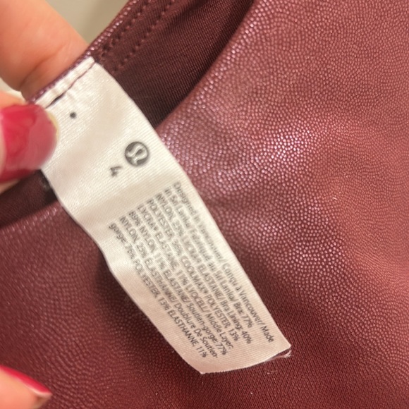 Lululemon Wunder Train Longline Bra in special edition shimmer mulled wine - Picture 4 of 4